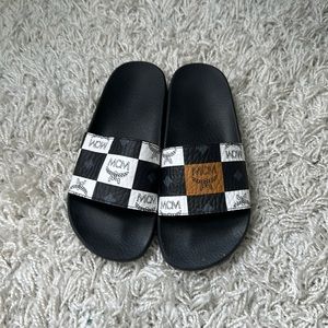 MCM Sleepers